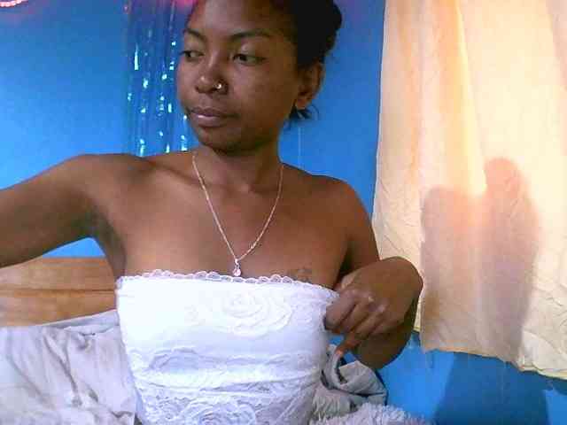 laetitianah webcam