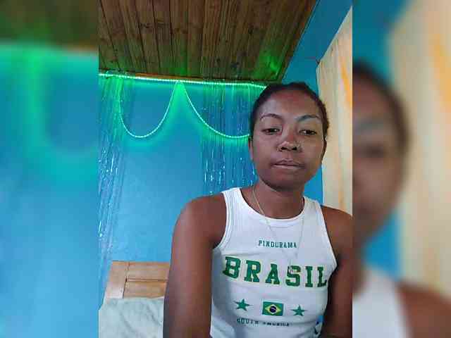 laetitianah webcam