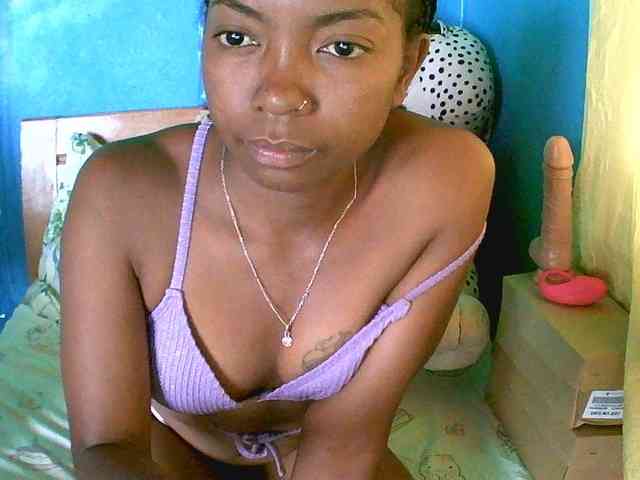 laetitianah webcam