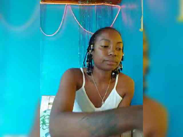 laetitianah webcam