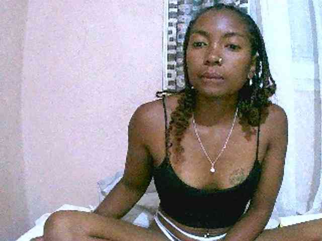 laetitianah webcam
