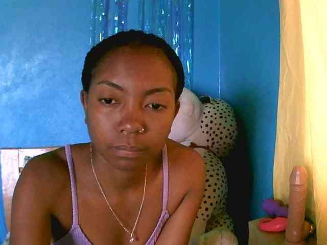 laetitianah webcam