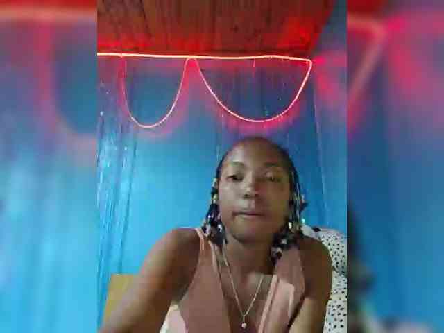 laetitianah webcam