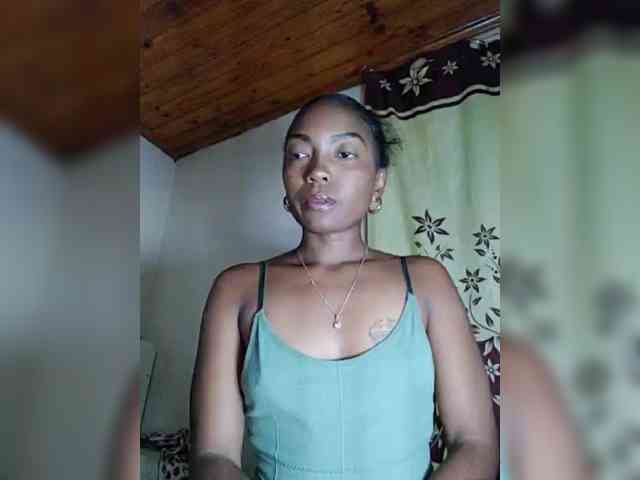 laetitianah webcam