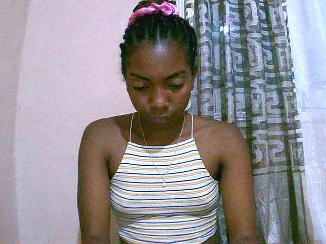 laetitianah webcam