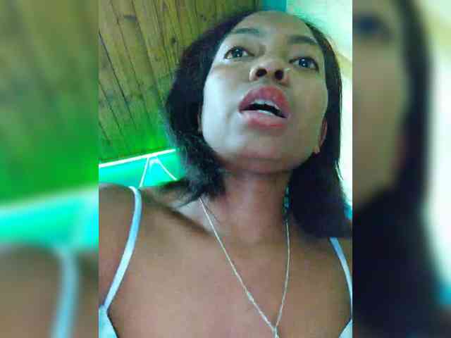 laetitianah webcam
