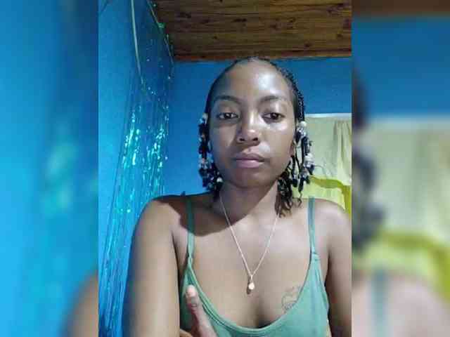 laetitianah webcam
