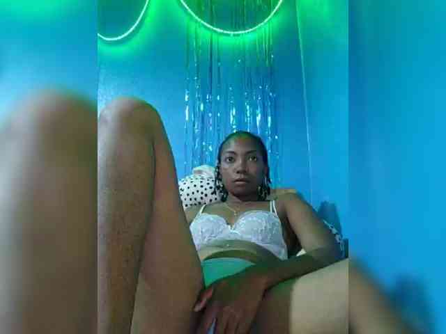 laetitianah webcam