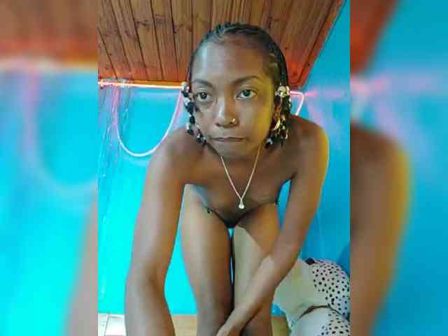 laetitianah webcam