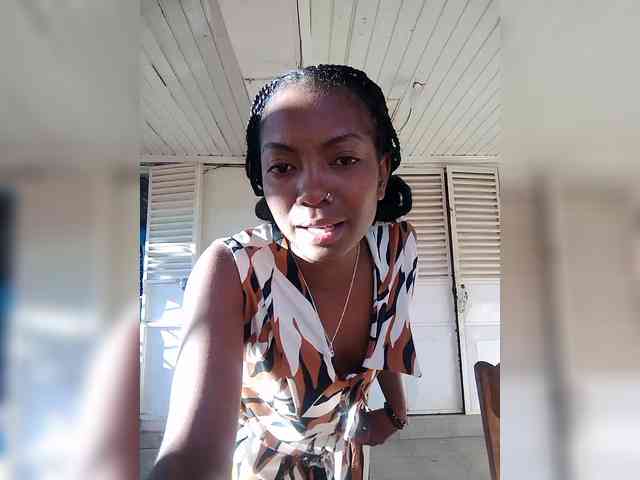 laetitianah webcam