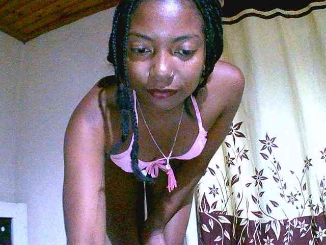 laetitianah webcam