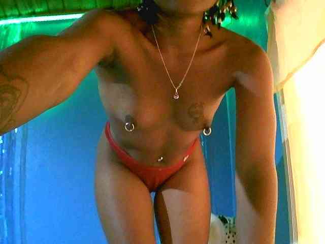 laetitianah webcam