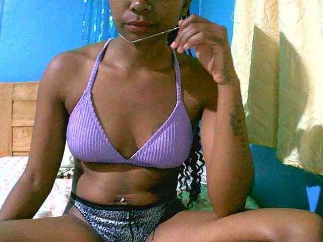 laetitianah webcam