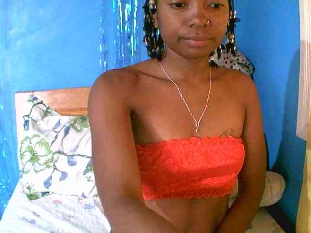 laetitianah webcam