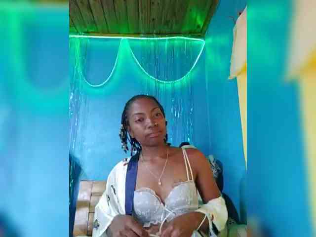 laetitianah webcam