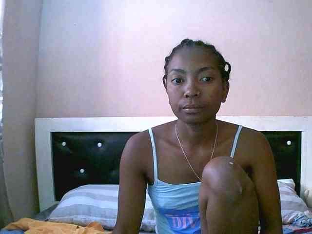 laetitianah webcam