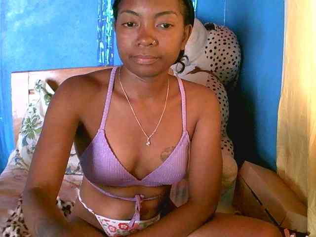 laetitianah webcam