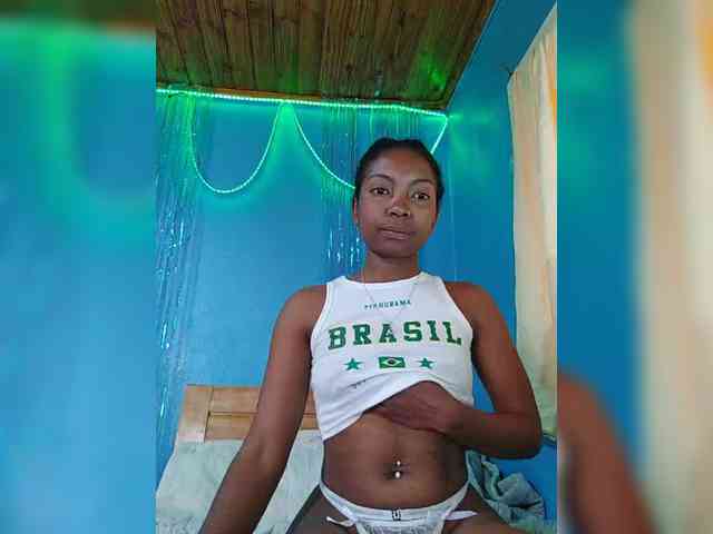 laetitianah webcam