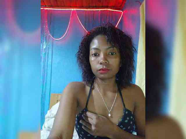 laetitianah webcam