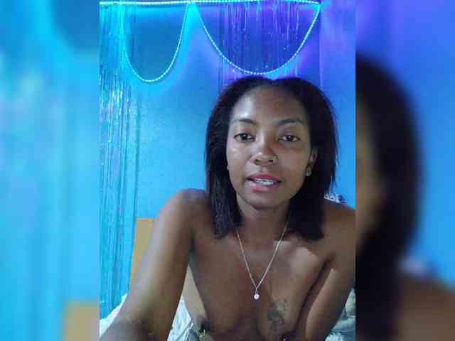 laetitianah webcam