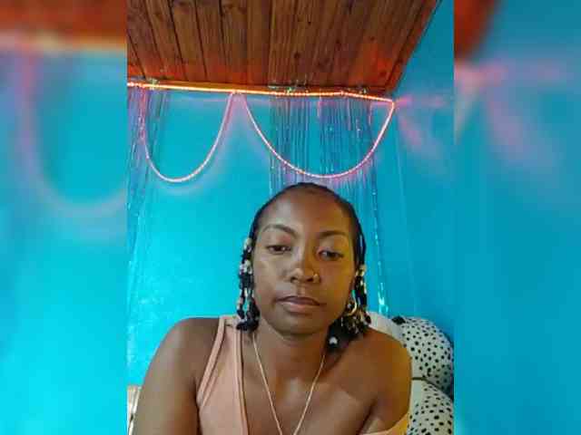 laetitianah webcam
