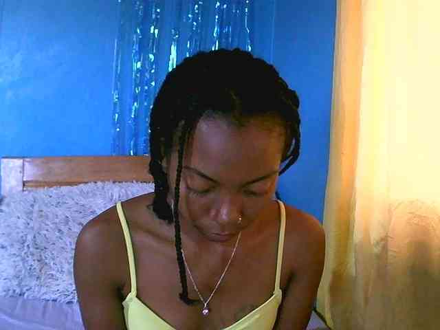laetitianah webcam