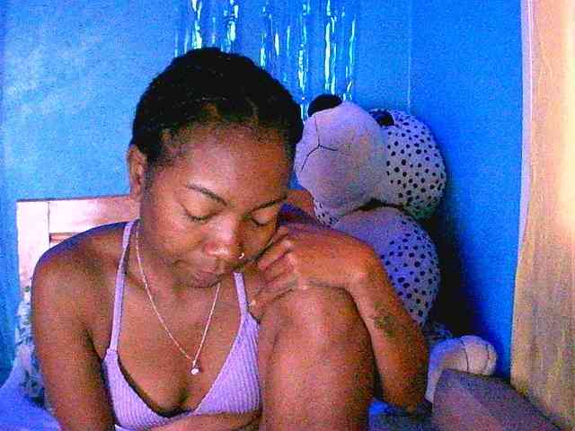laetitianah webcam