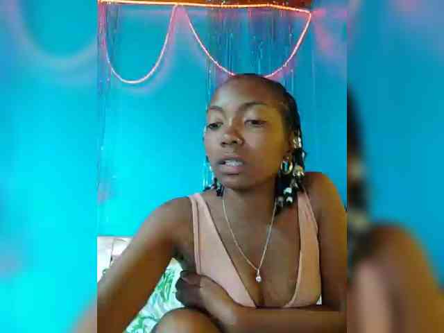 laetitianah webcam