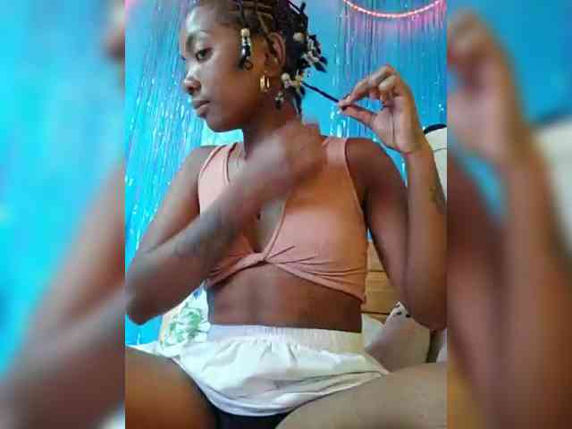 laetitianah webcam