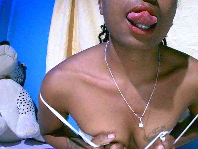 laetitianah webcam