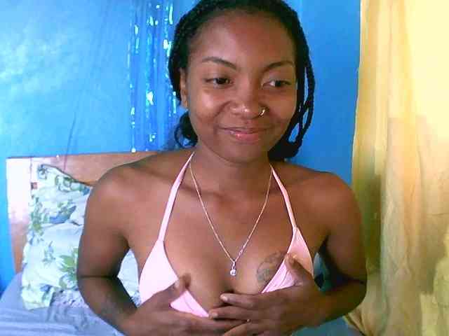laetitianah webcam