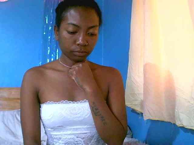 laetitianah webcam