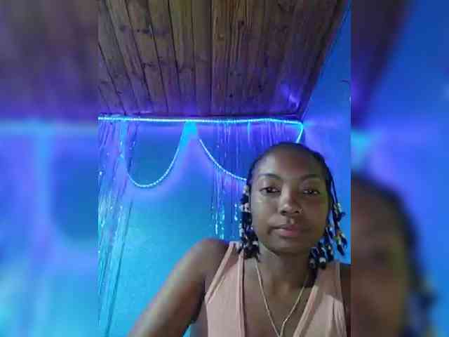 laetitianah webcam