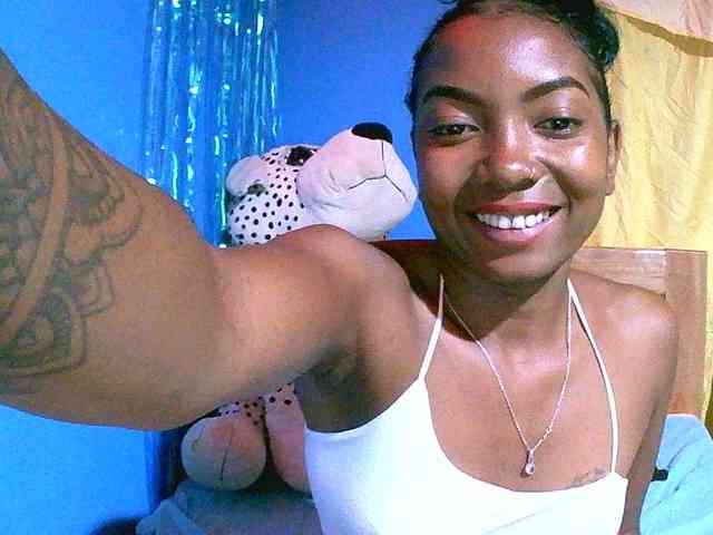 laetitianah webcam