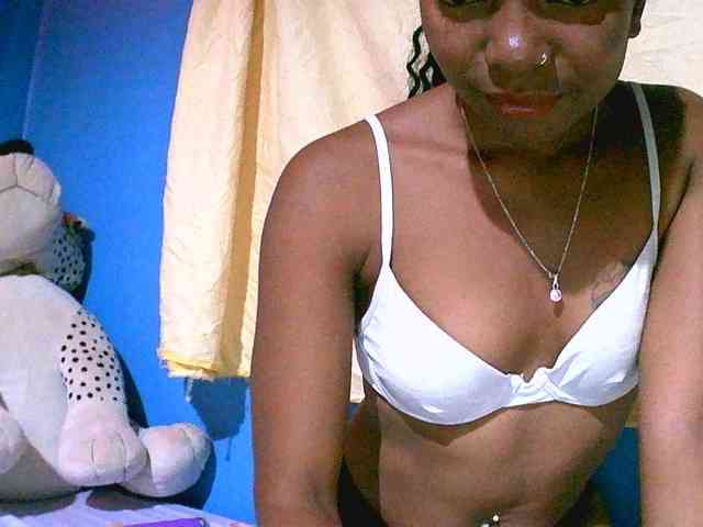 laetitianah webcam