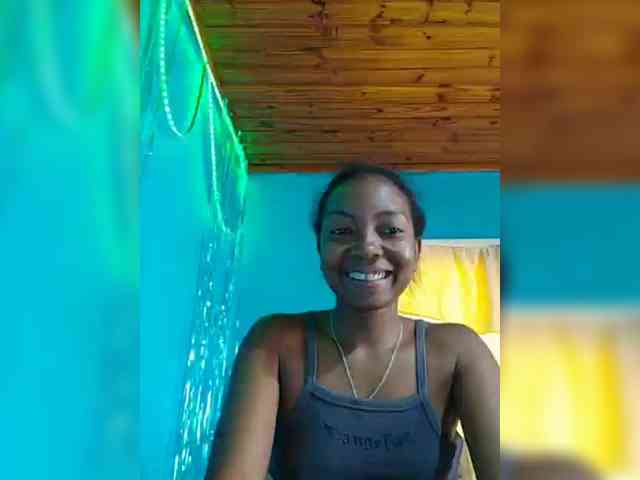 laetitianah webcam