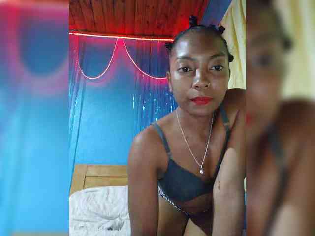 laetitianah webcam