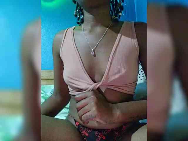 laetitianah webcam