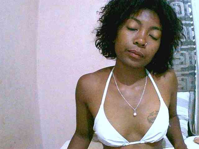 maliah Live Webcam on BongaCams