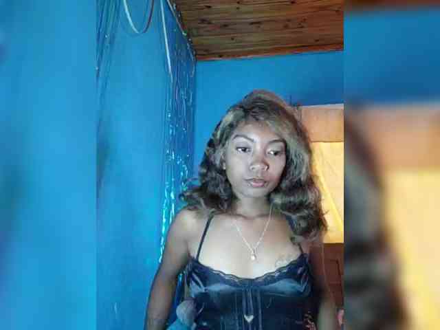 laetitianah webcam