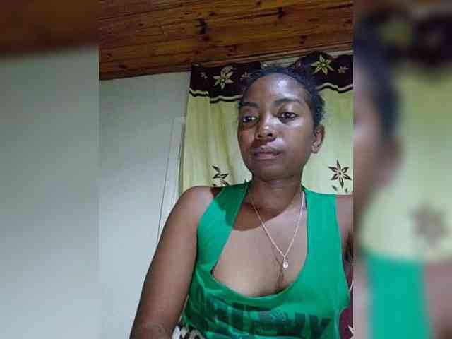 laetitianah webcam