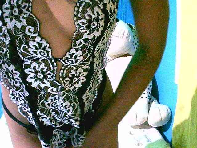 laetitianah webcam