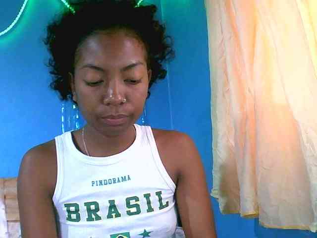 laetitianah webcam