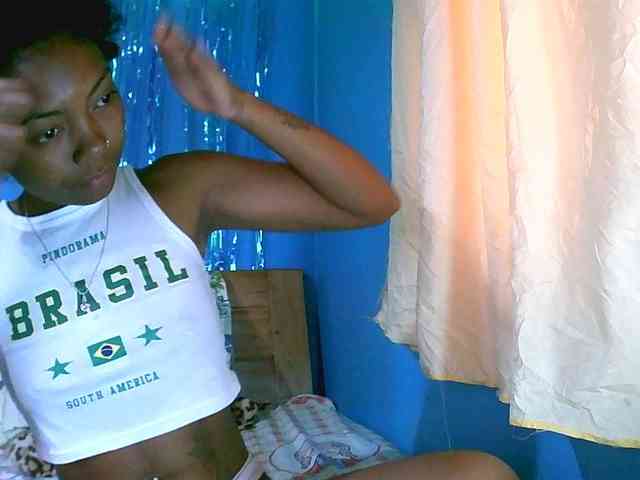 laetitianah webcam