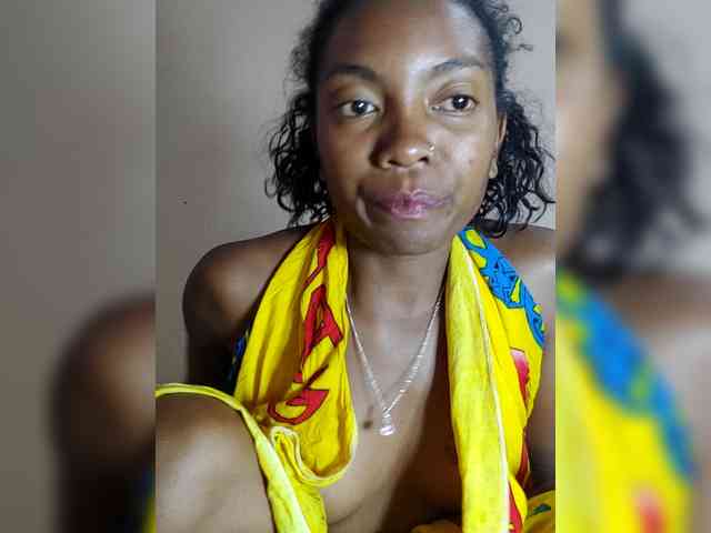 laetitianah webcam