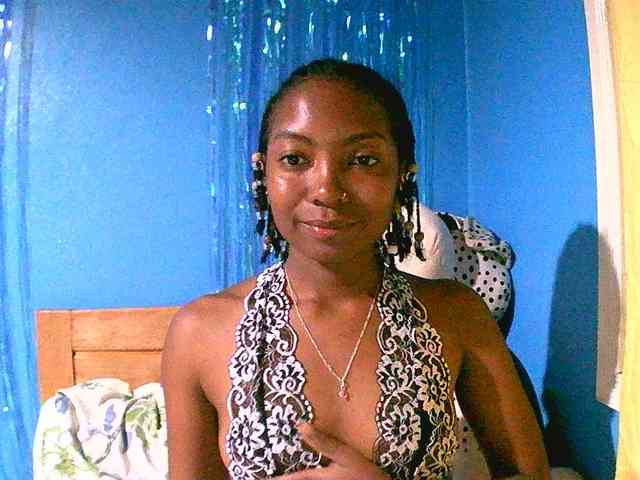 laetitianah webcam