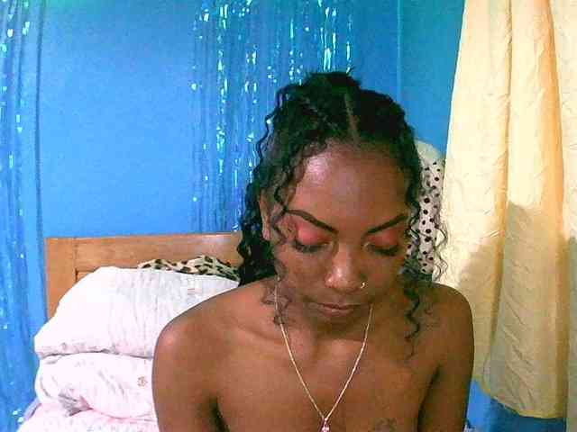 laetitianah webcam