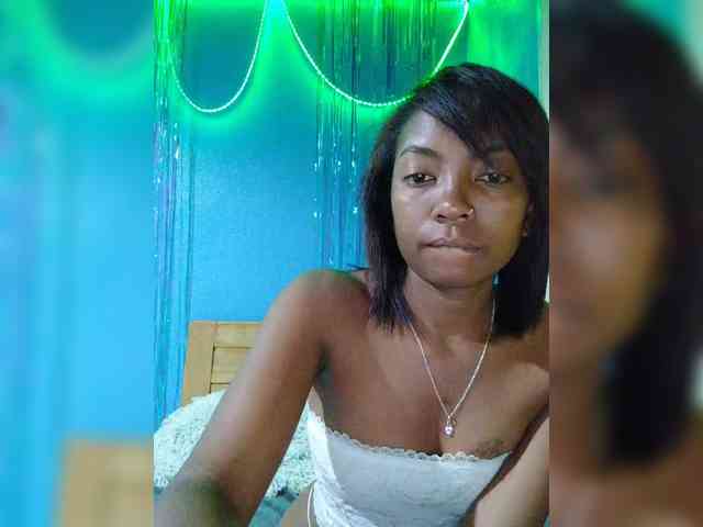laetitianah webcam