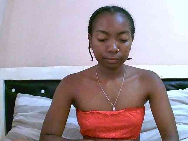 maliah Live Webcam on BongaCams