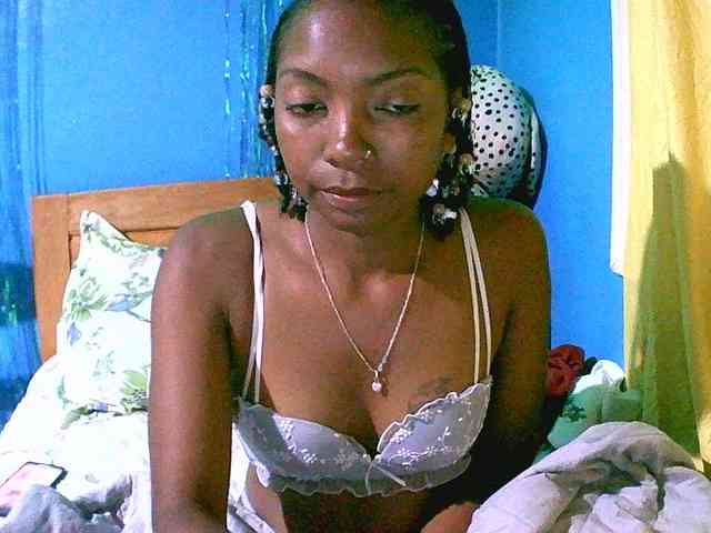 laetitianah webcam